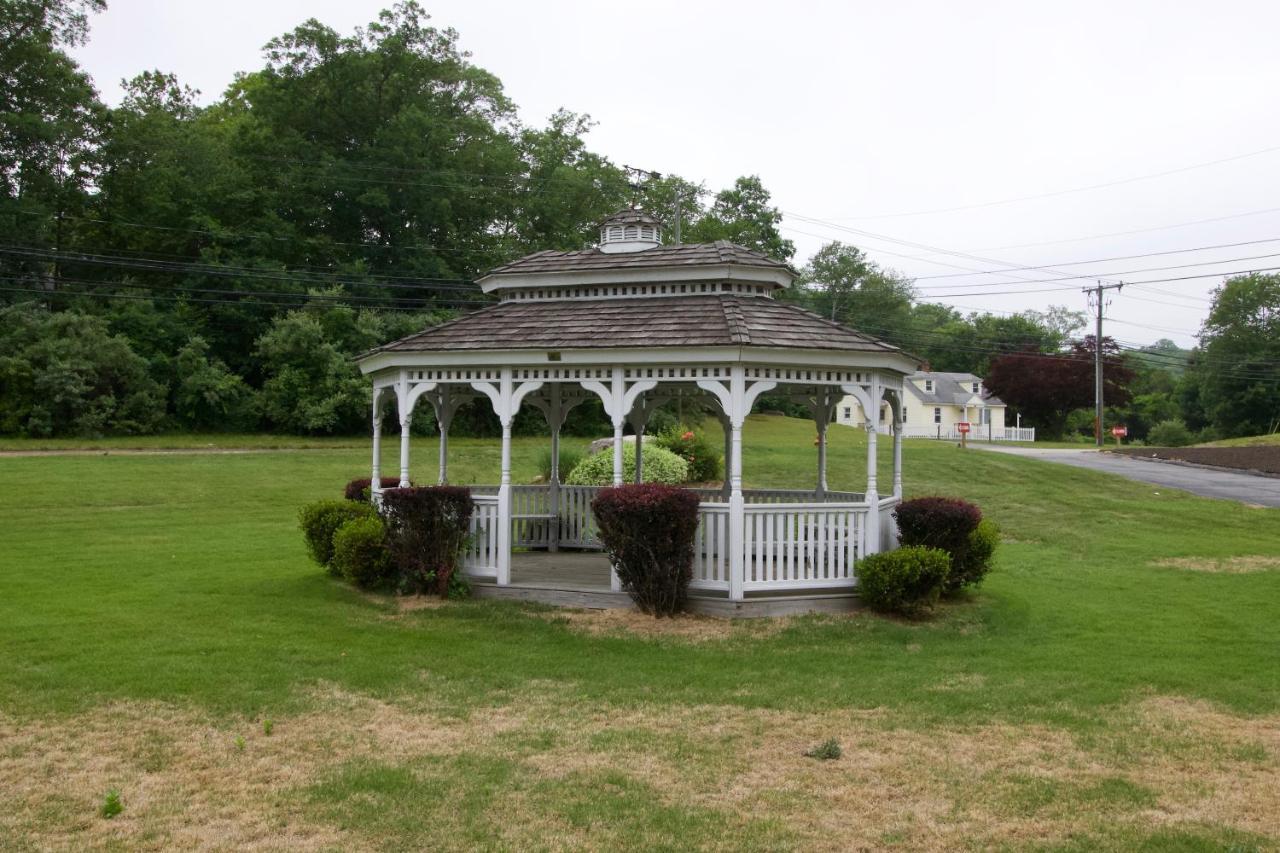Oakdell Motel Waterford Ct Экстерьер фото