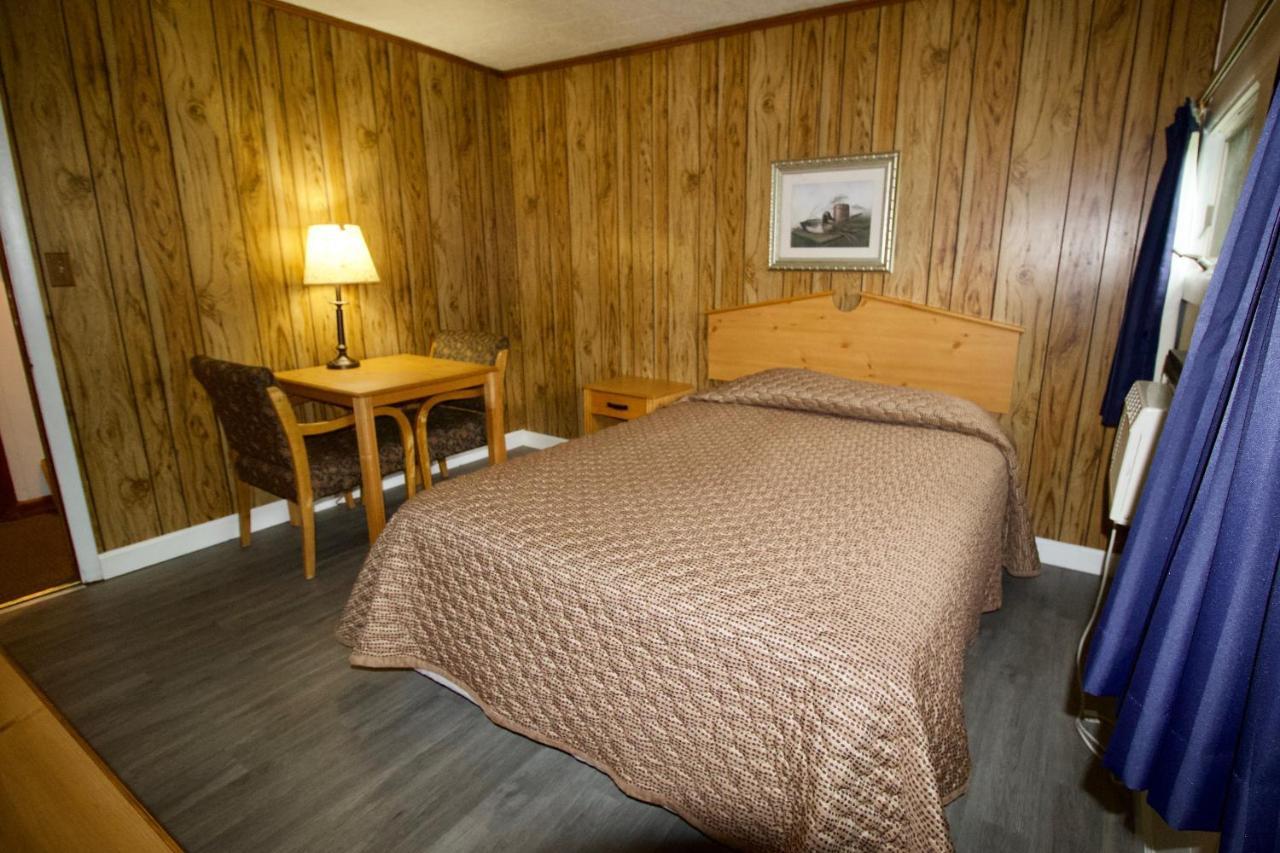 Oakdell Motel Waterford Ct Экстерьер фото