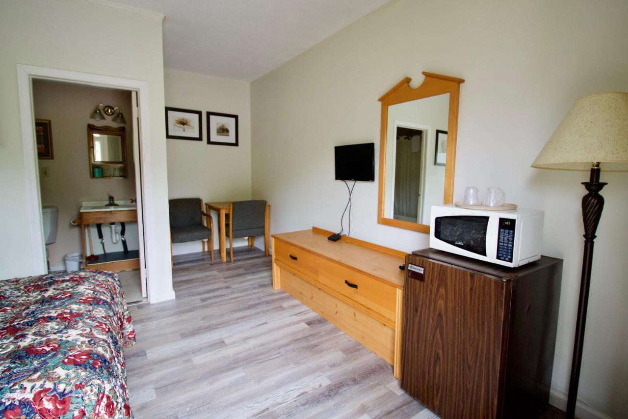 Oakdell Motel Waterford Ct Экстерьер фото
